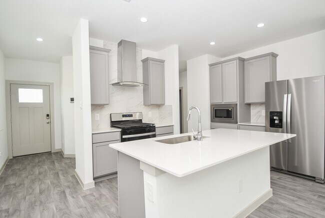 Building Photo - 2818 Bethnal Gdn Wy