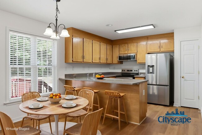 Building Photo - BEAUTIFUL ASHBROOK HOME