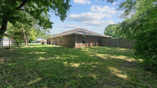 Building Photo - 307 Ewalt Ave