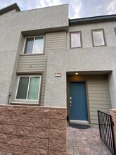 Building Photo - 1538 Eliana Xing Pl