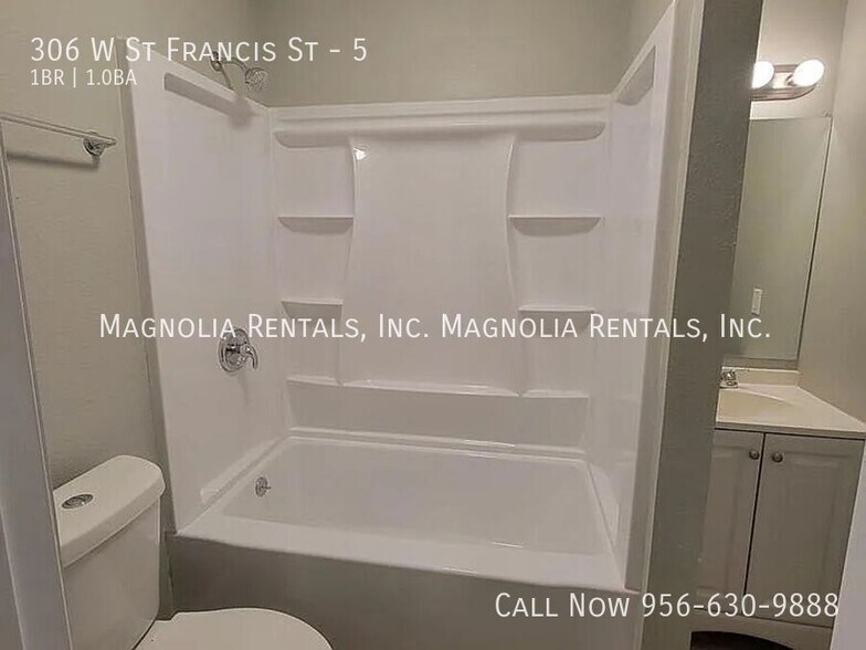 Building Photo - 306 W St Francis St