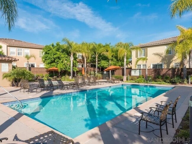 Building Photo - 1517 Laurel Grove Dr