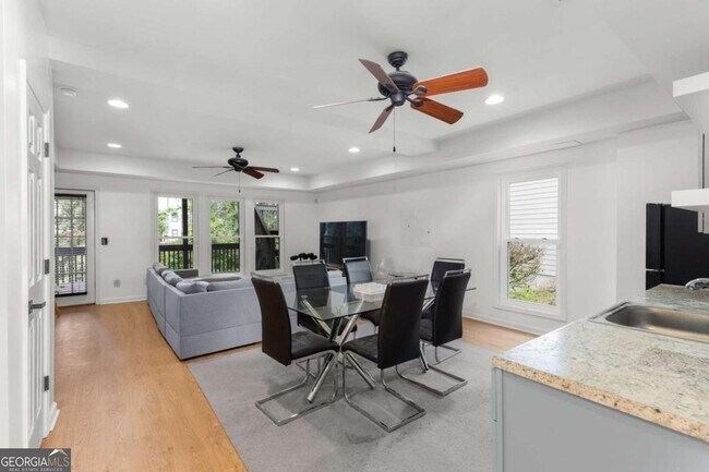 Building Photo - 1612 Branch Creek Cove