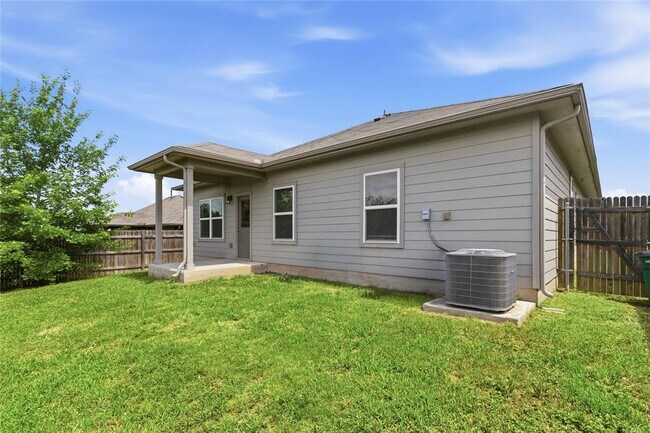 Building Photo - 7121 Ranchito Dr