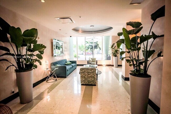 Building Photo - 3801 S Ocean Dr