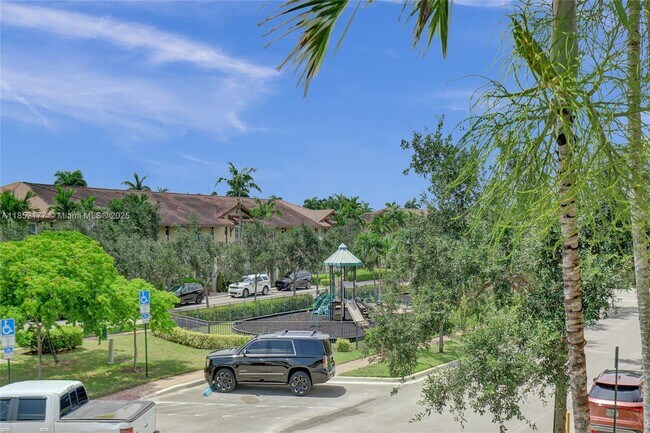 Building Photo - 1401 SW 147th Ter