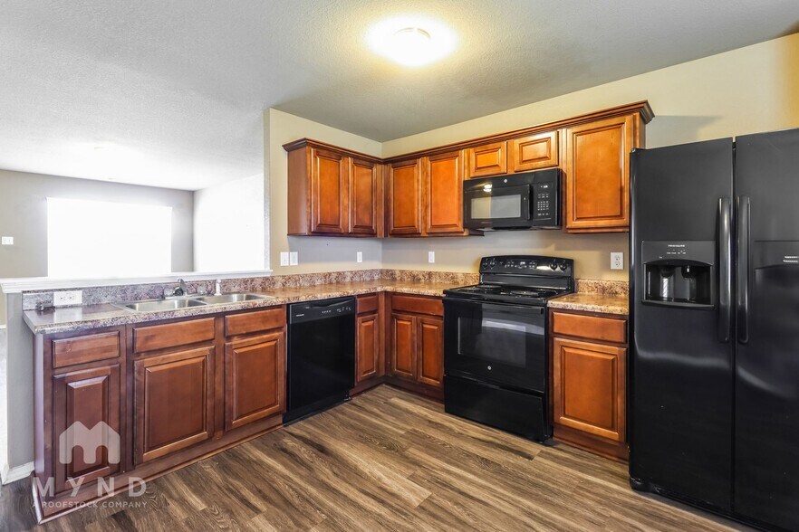 Building Photo - 12405 Solandra Cir