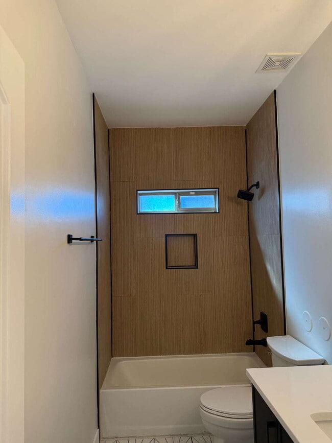 Building Photo - 3045 Woodhead