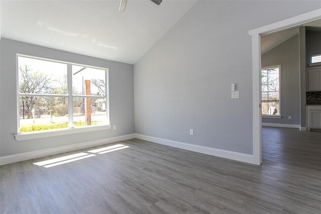 Building Photo - 1803 W Hull St