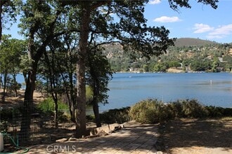 Building Photo - 18702 E Ridge View Dr