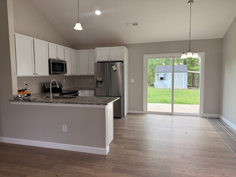 Building Photo - 1205 Cocksfoot Ln