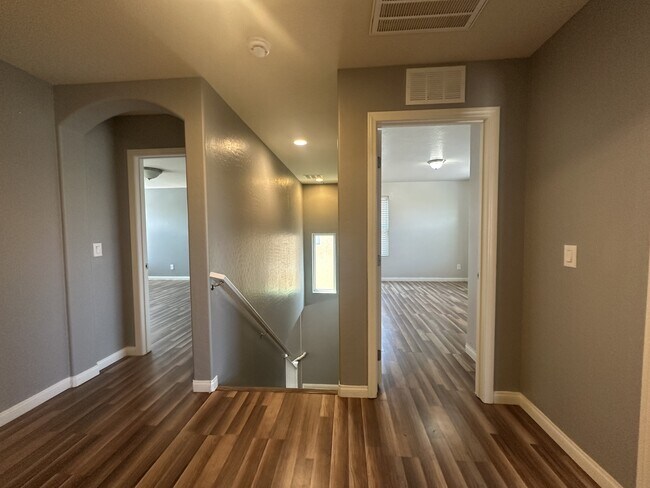 Building Photo - 8977 Melridge Rd