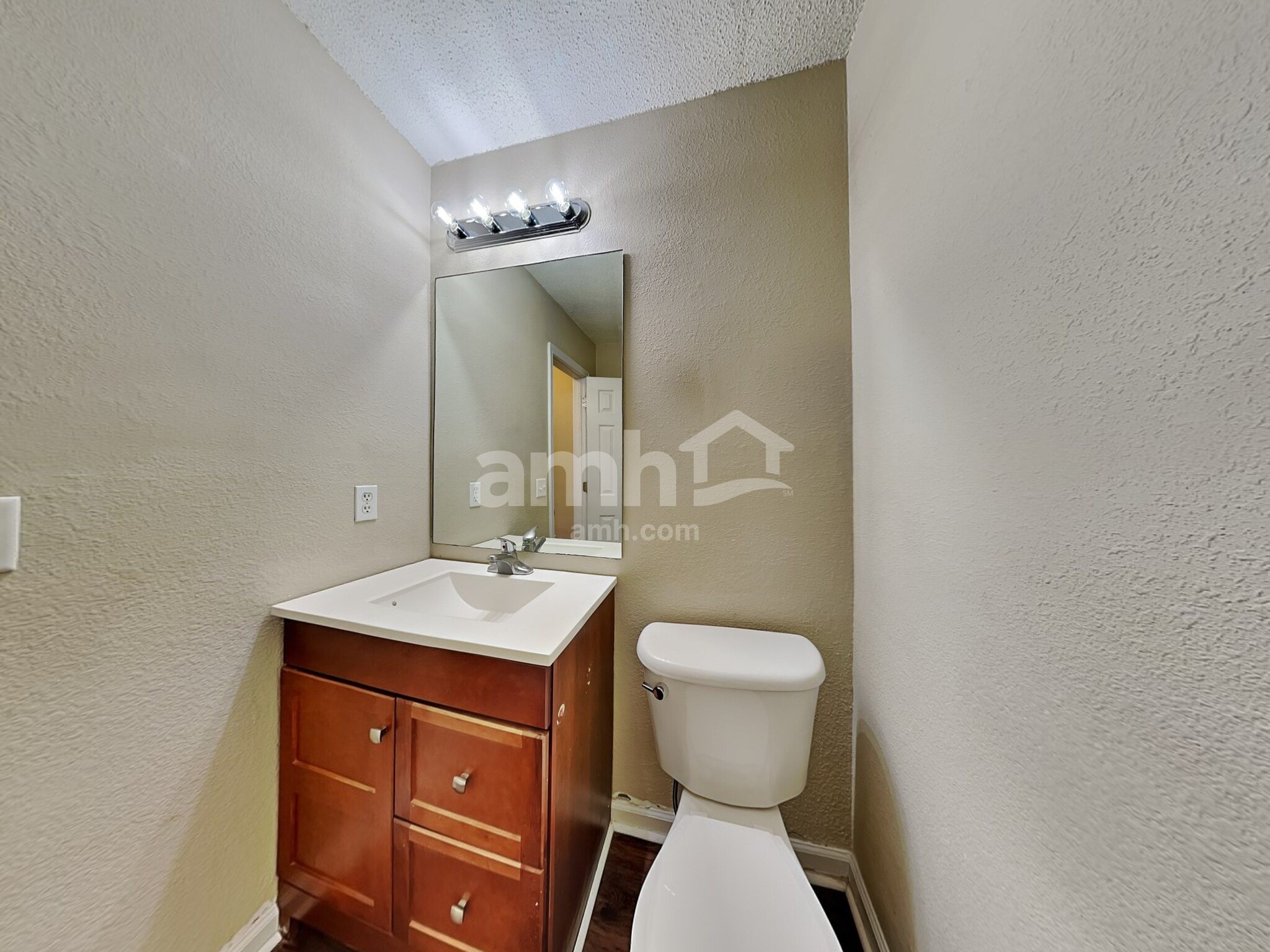 Building Photo - 112 Willow Lakes Ct