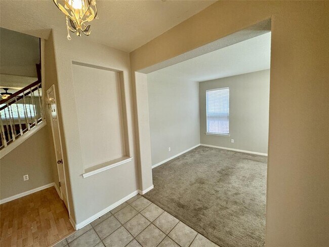 Building Photo - 1507 Avery Elissa Ln