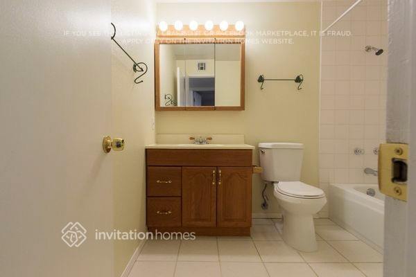 Building Photo - 13808 N 34th St