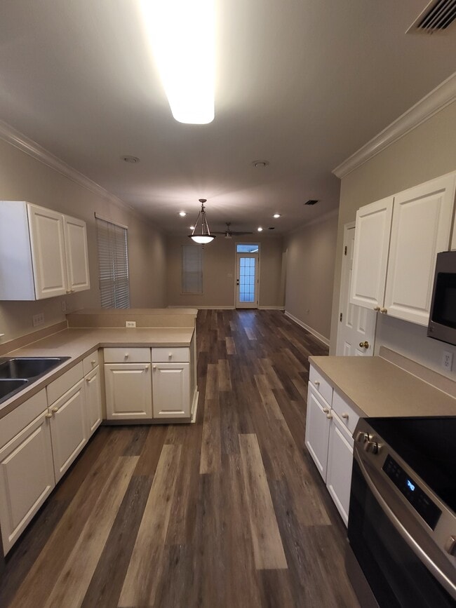 Building Photo - 101 Trista Terrace Ct