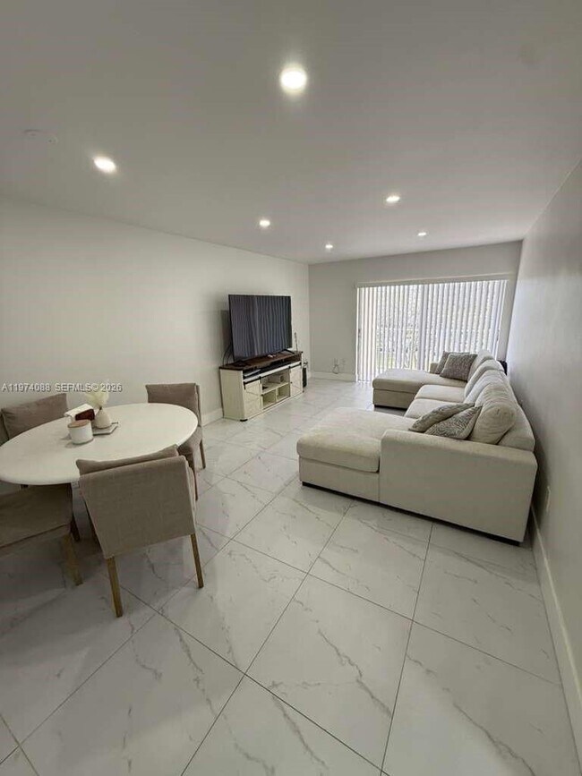 Building Photo - 7727 SW 86th St