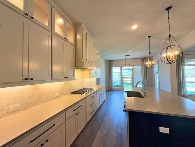Building Photo - 2151 Lassen Dr