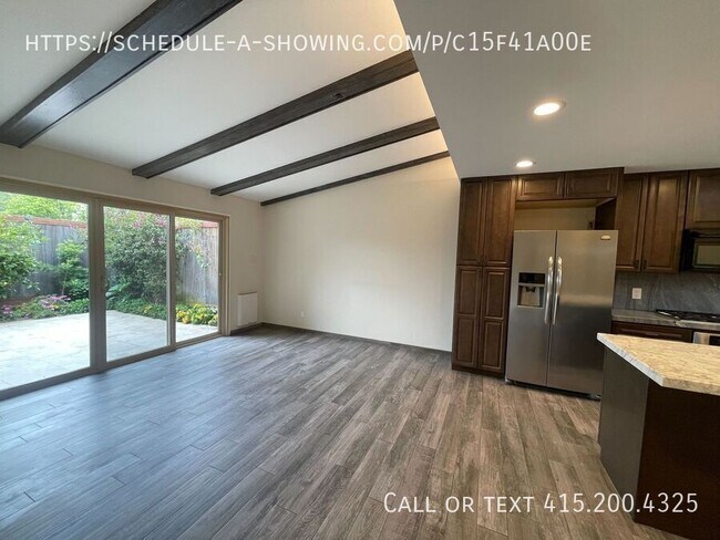 Building Photo - 211 Hacienda-