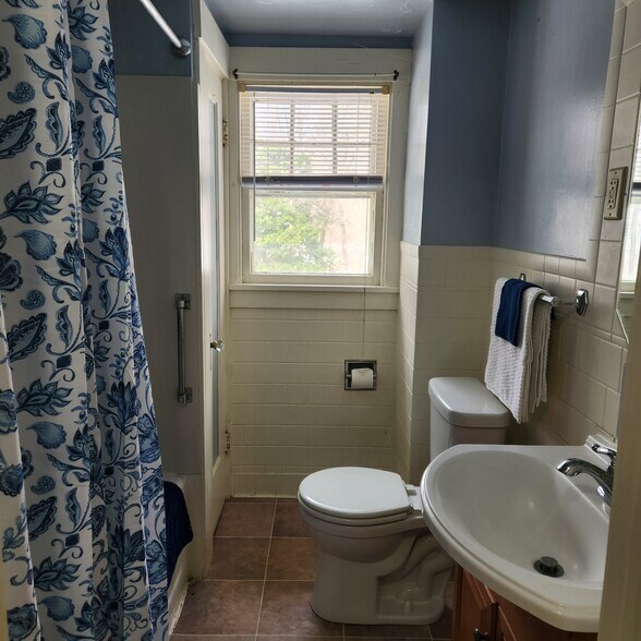 Building Photo - 23 Union St