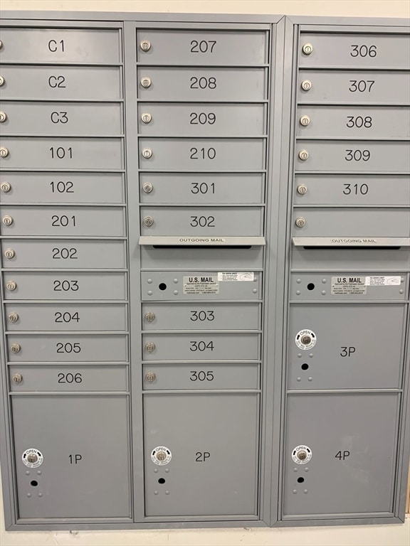 Building Photo - 14 Yeamans St