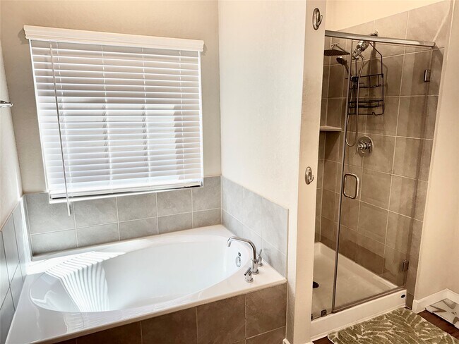 Building Photo - 21759 Thicket Point Ln