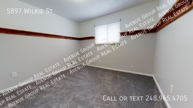 Building Photo - 5897 Wilkie St