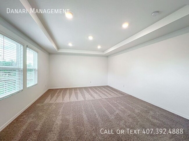 Building Photo - 1679 Meadowlark Dr