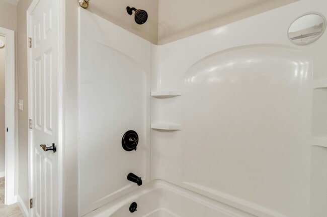 Building Photo - 4802 Amesborough Rd