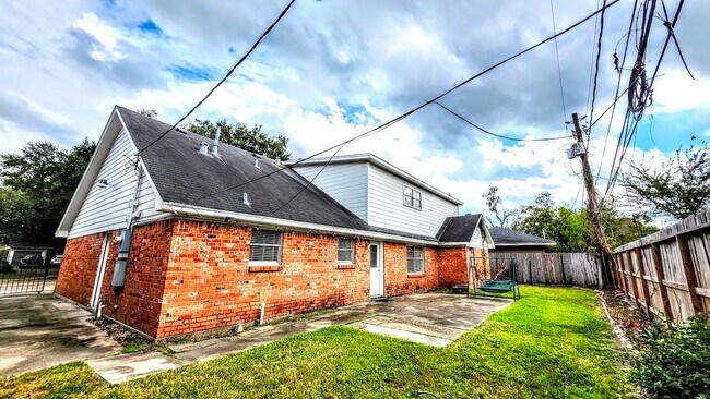 Building Photo - 4415 Donna Bell Ln