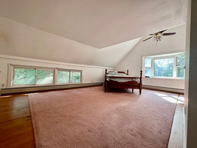 Building Photo - 43 Pleasant St