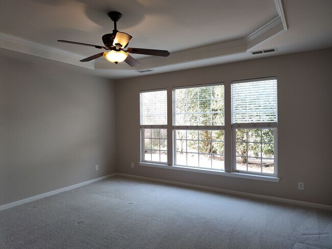 Building Photo - 55 + Senior Community Ranch Style Home  Located in the Exclusive Resort-Style Community of Sun Ci...