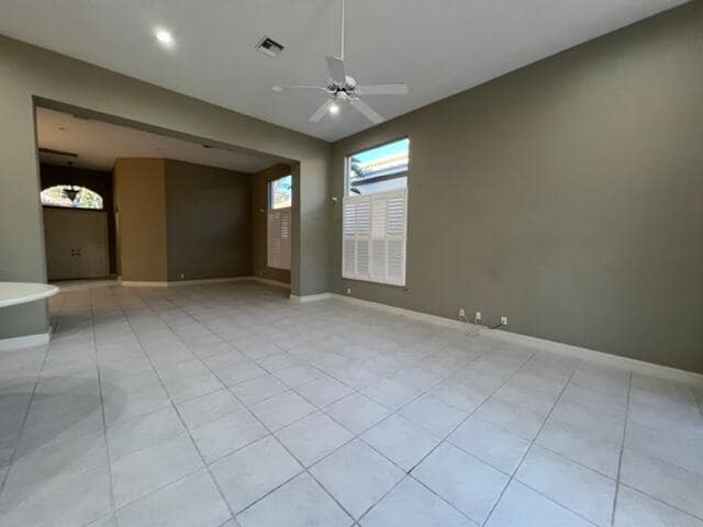 Building Photo - 104 Isle Dr