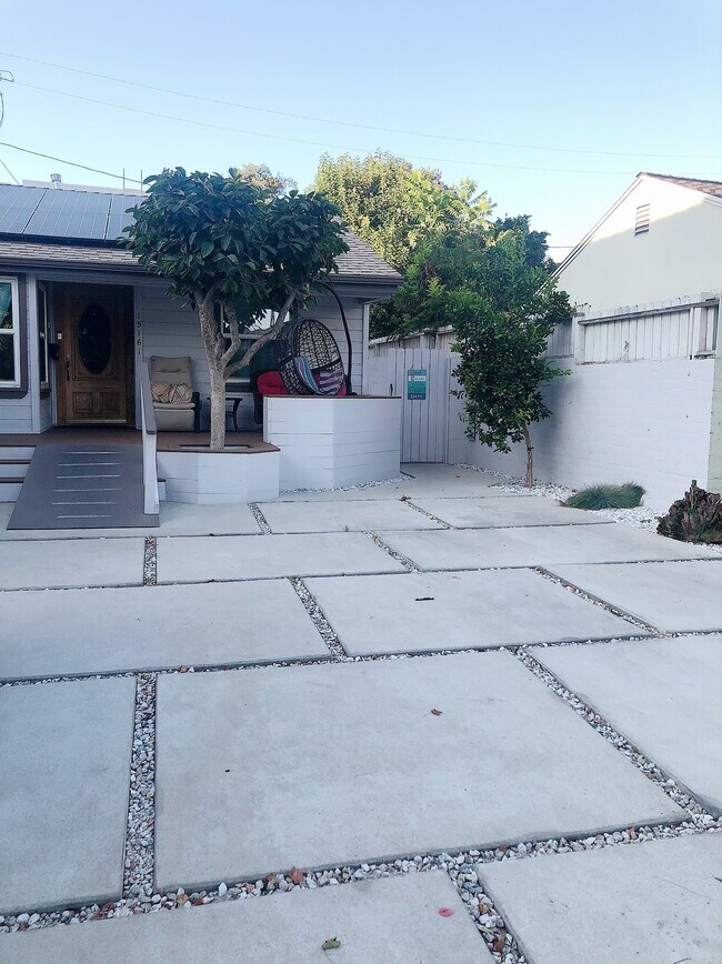 Front Gate Entrance to Guest House - 15161 Killion St
