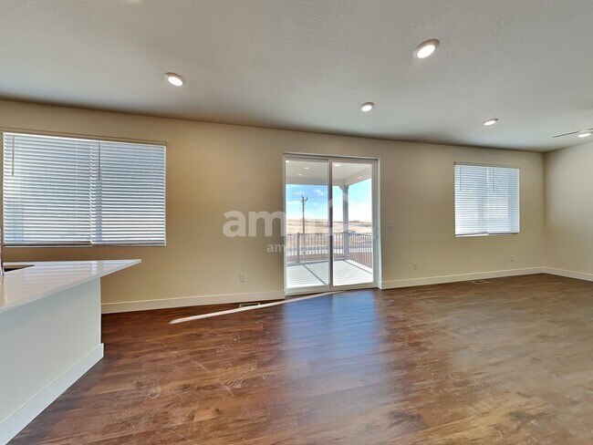 Building Photo - 3921 Wyedale Wy