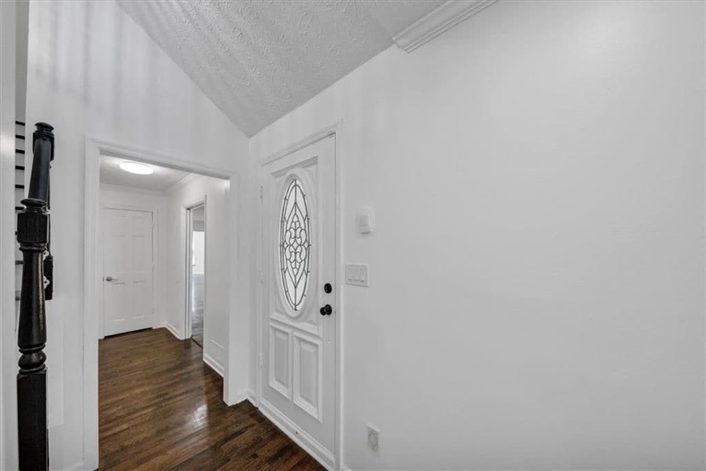 Building Photo - 172 Oak Forest Dr