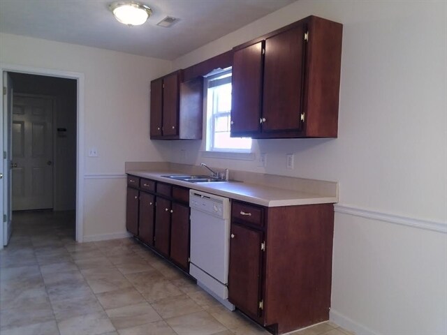 Building Photo - 2235 Rosecran Cir