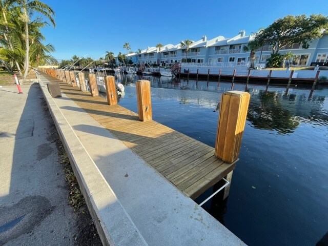 Dock - 4500 N Federal Hwy