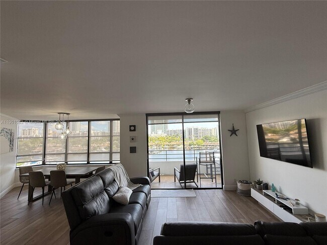 Building Photo - 500 Three Islands Boulevard
