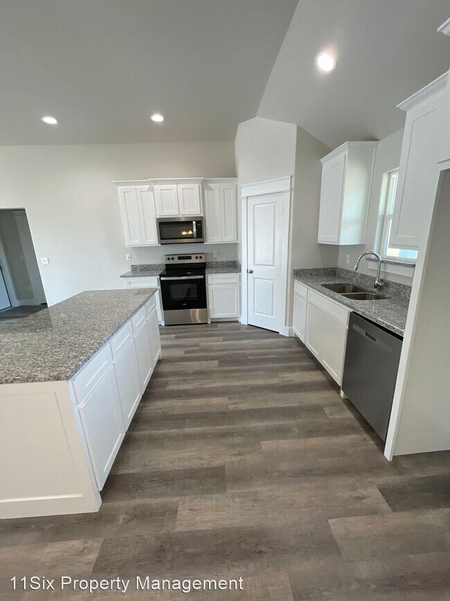 Building Photo - 4 br, 2 bath House - 129 Kat's Ave