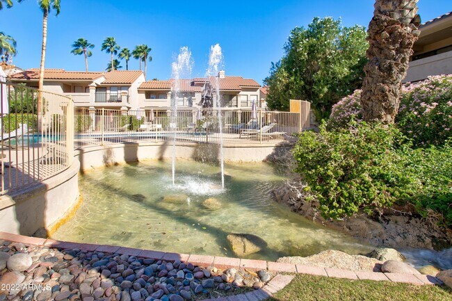 Building Photo - 9707 E Mountain View Rd