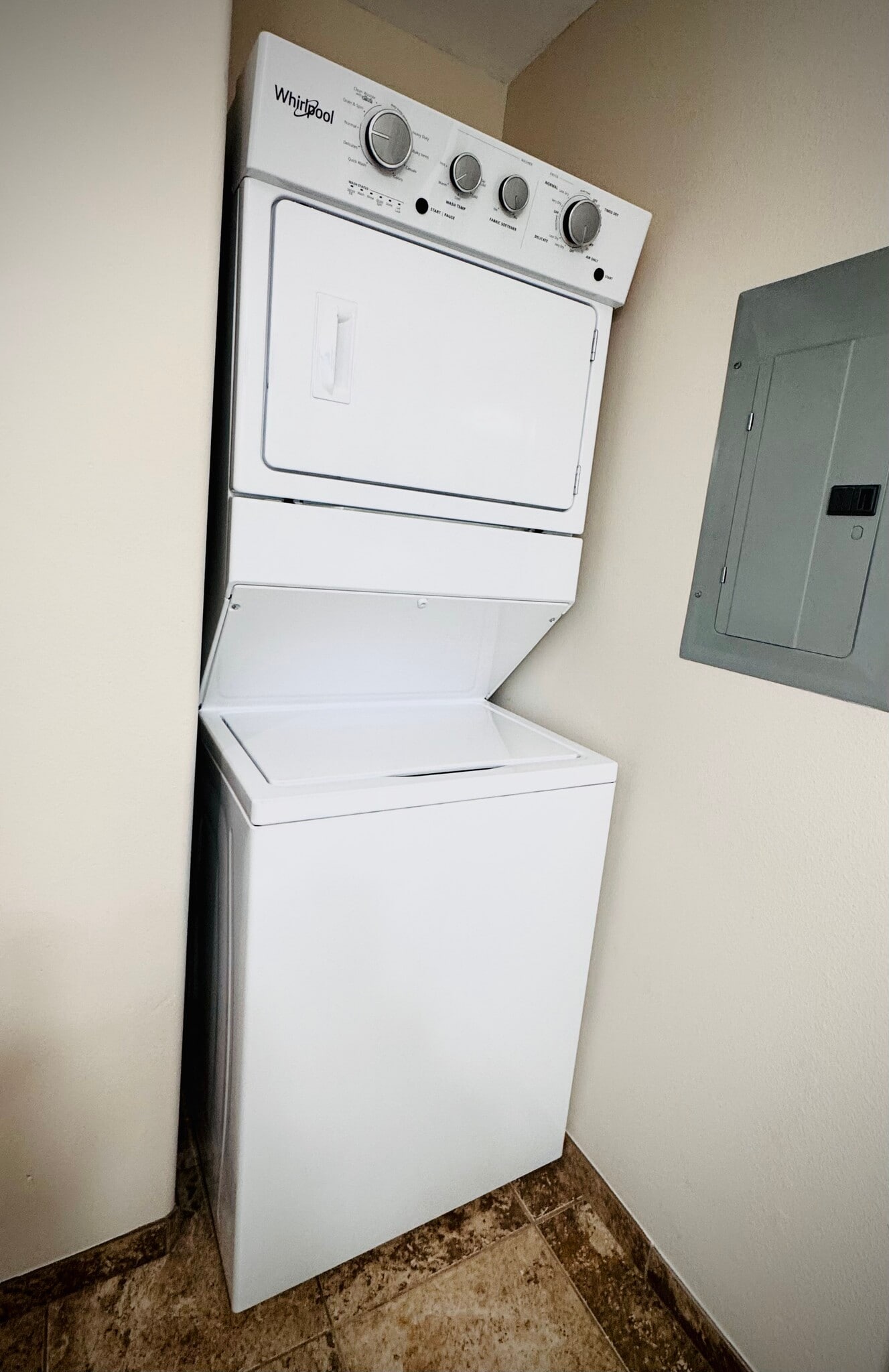 Building Photo - 16670 S Carus Rd