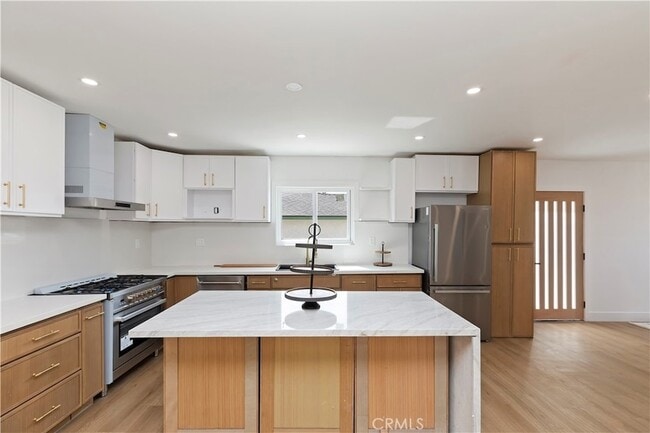 Building Photo - 7830 Casa Blanca St
