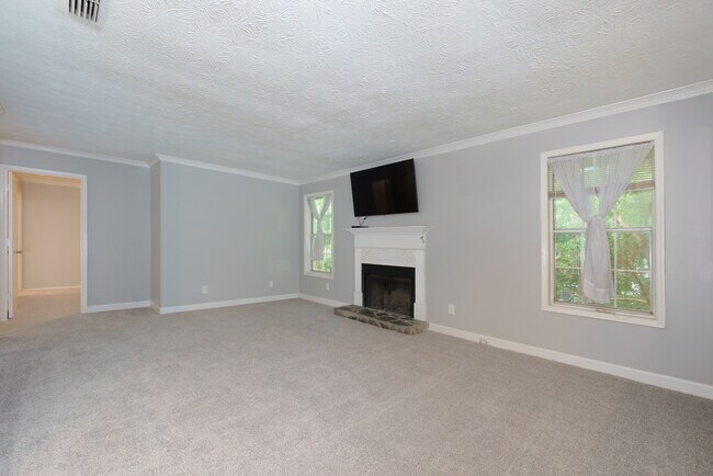 Building Photo - 1003 Country Park Dr