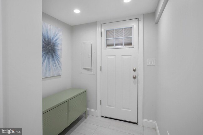 Building Photo - 4023 New Hampshire Ave NW