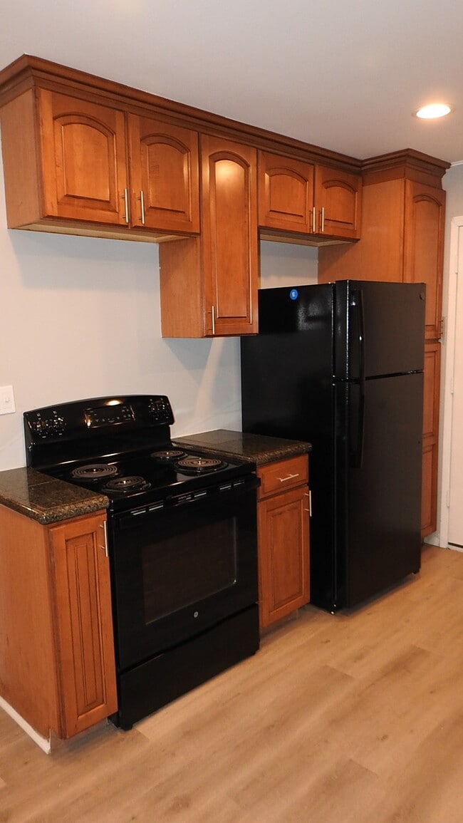 Building Photo - 11104 E 57 St