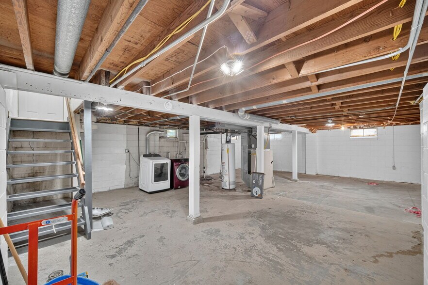 Building Photo - 3902 43rd St