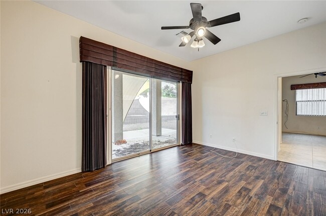 Building Photo - 9197 Grey Pebble Ct