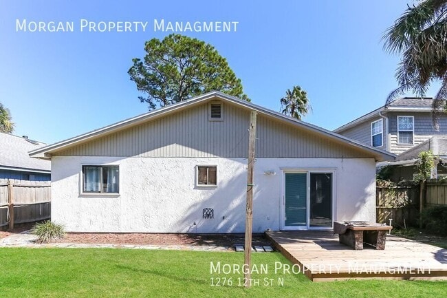 Building Photo - 1276 12th St N