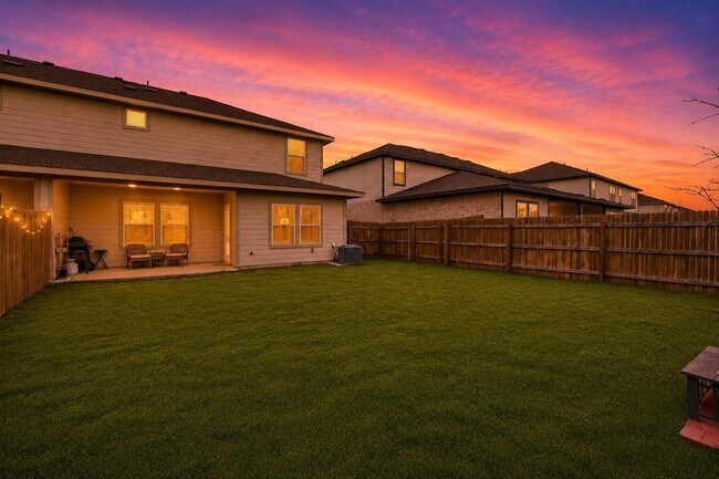 Building Photo - 18517 Cremello Dr